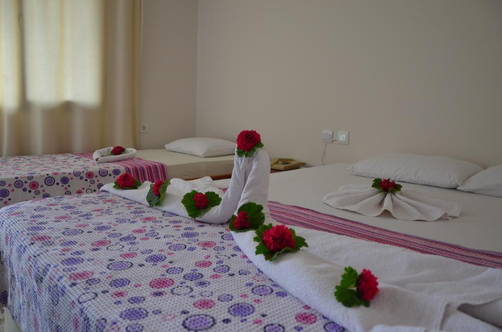 Dilek Hotel Menderes Habitación foto